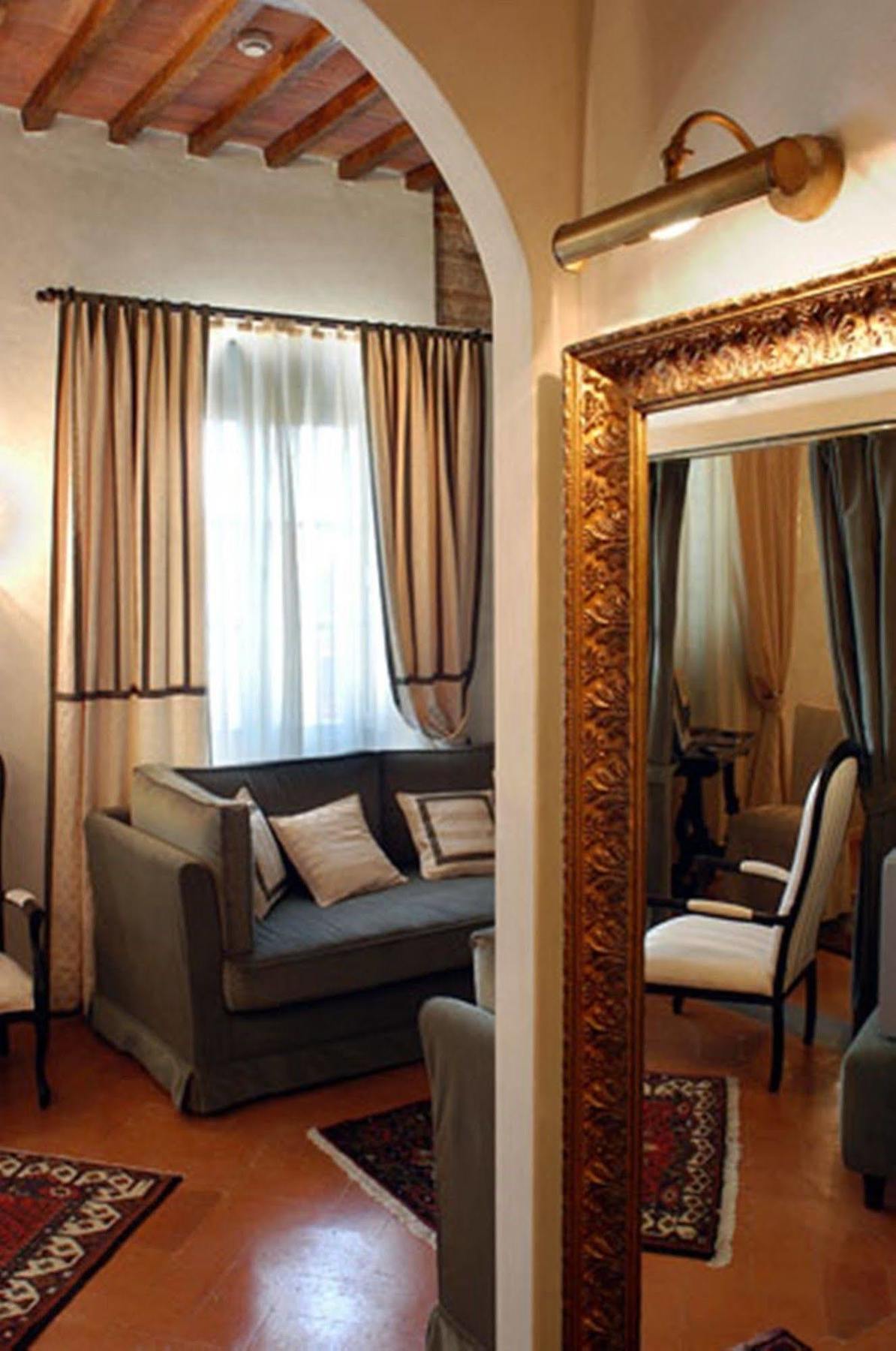 Hotel Relais Dell'Orologio Pisa Buitenkant foto