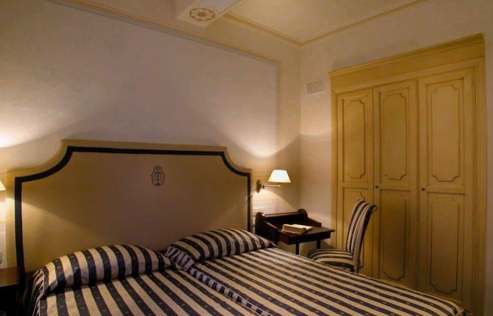 Hotel Relais Dell'Orologio Pisa Buitenkant foto