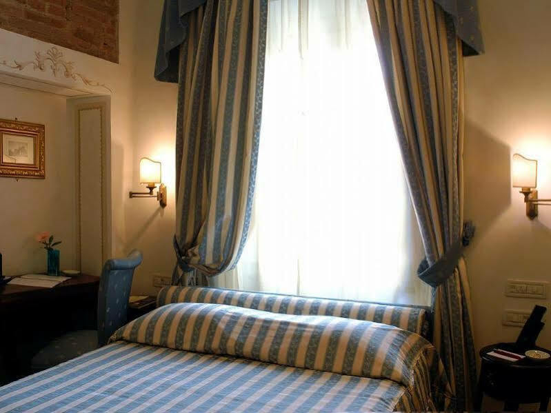 Hotel Relais Dell'Orologio Pisa Buitenkant foto