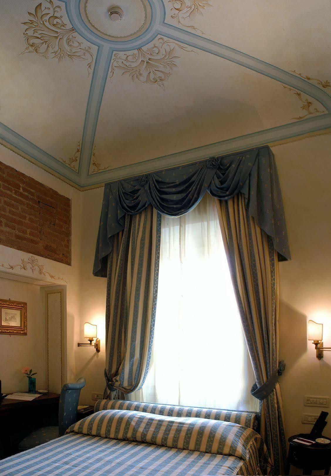 Hotel Relais Dell'Orologio Pisa Buitenkant foto